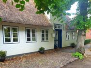 Historisches, reetgedecktes Friesenhaus in Nieblum auf Föhr - Nieblum