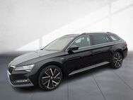 Skoda Superb, 2.0 TDI Combi, Jahr 2022 - Dresden