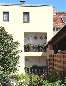 Eine grüne Oase in der Stadt - gepflegtes Zwei- bis Dreifamilienhaus in Pößneck - ruhig und zentral zugleich! - Pößneck