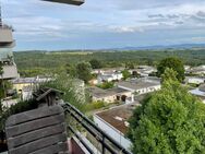 Seltene Gelegenheit! Interessante 5,5 Zimmer-Wohnung mit toller Aussicht! - Baltmannsweiler