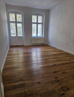 Bezugsfreie 3 Zimmerwohnung mitr Balkon im Boxhagener Kiez / Lift - Berlin