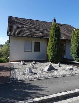 Bezauberndes Einfamilienhaus mit Einliegerwohnung und viel Komfort - Neuhaus (Pegnitz)