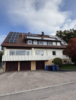 ZWEIFAMILIENHAUS MIT DREI GARAGEN BEI WÜSTENROT - Wüstenrot