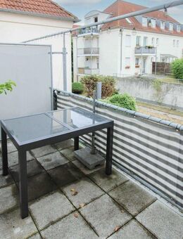 *Bezugsfrei* 3-Zimmer mit 2 Balkonen, TG und Tageslichtbad mit Wanne - Dresden