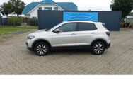 VW T-Cross, 1.0 Life Move, Jahr 2023 - Vordorf