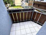 ==Gemütliche 2.Zimmer-Wohnung mit Balkon und Blick ins Grüne== - Gera