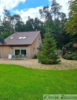 Exklusives Niedrigenergiehaus auf 1,5ha parkähnlichem Grundstück inkl. Baugenehmigung für weiteres Wohnhaus in 17375 Christiansberg - Luckow