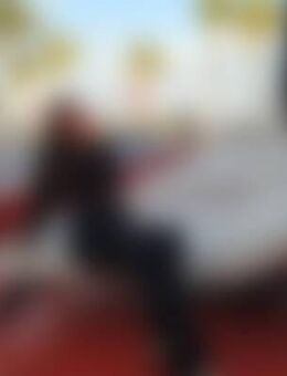 Lar*** - Königswinter