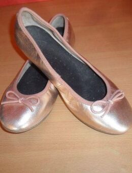 Tolle Ballerinas Gr 40 Fb gold guter Zustand - Neunkirchen Zentrum