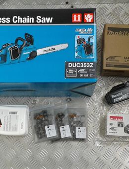 Makita Akku Kettensäge DUC353 + 3 x Sägeketten + 2 x 1860B + DC18RC + Haft Öl - neu unbenutzt - - Erfurt