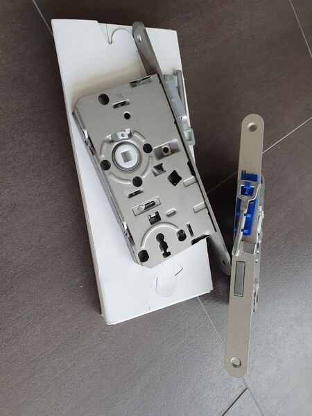 2. neue PZ Schlösser/Zimmertürschlösser/Einsteckschlösser mit Schlüssel **Neuware** Anschauen - Köln