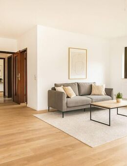 Kapitalanlage in Hofheim-Lorsbach: Modernisierte 2-Zi.-Wohnung mit Duplex-Garage & ca. 5,3?% Rendite - Hofheim (Taunus)