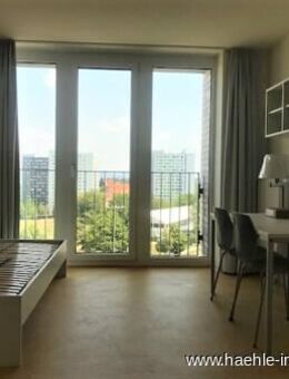 Für Studenten - Doktoranden - möblierte 3er WG Wohnung - frei ab 01.10.2025 - Dresden
