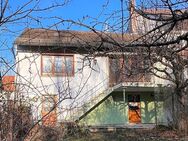 Ein Haus zum renovieren - Südwest-Grundstück mit Bachlauf - Aschaffenburg