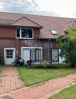 2 Häuser mit 6 Wohnungen in gutem Zustand in einem Ortsteil von Schiffdorf, sehr gut vermietet - Schiffdorf