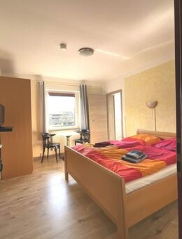 Vielfältige Immobilie mit ca. 1.200 m² Fläche im Knüllwald - ideal für Seminare, Monteure. - Knüllwald