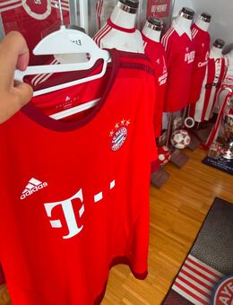 Sammlungsauflösung FC Bayern München Trikot Thomas Müller signiert Autogramm - Weilerswist