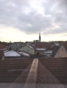 Außergewöhnlich - wie ein Haus im Haus - 4-Zi-Maisonette-Wohnung - Regenstauf