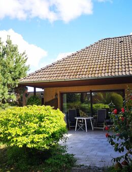 Freistehender Walmdachbungalow mit Ausbaureserve in ruhiger Lage in 30er Zone - Delmenhorst