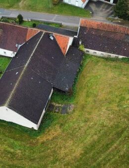 Ehemaliges landwirtschaftliches Anwesen in Döckingen - großes Grundstück - hohe Potentiale - Polsingen