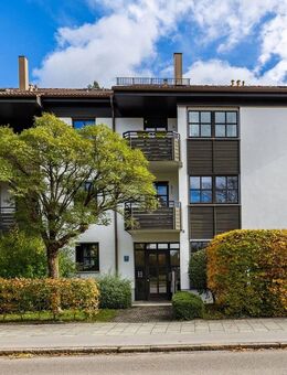 Idyllischer Parkblick in Moosach. Helle, gemütliche 3-Zimmer-Whg mit Balkon, Lift & TG-Stellplatz. - München