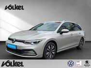 VW Golf Variant, 1.5 Golf VIII Move eTSI -, Jahr 2023 - Erndtebrück