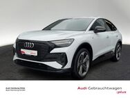 Audi Q4, quattro S line, Jahr 2022 - Hamburg