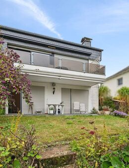 Taunusstein-Bleidenstadt: Einfamilienhaus in ruhiger Ortsrandlage mit Blick - Taunusstein