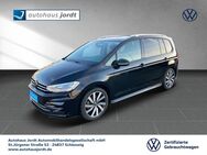 VW Touran, 1.5 TSI OPF Move R-Line EPH 7, Jahr 2023 - Schleswig