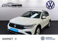 VW Tiguan, 1.5 TSI Life, Jahr 2021 - Wiesbaden