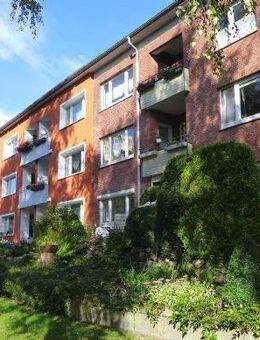 Gepflegtes Mehrfamilienhaus mit 6 Wohneinheiten und guter Rendite - Hamburg