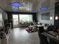 Moderne 3-Zimmerwohnung mit einmaligem Weitblick | Balkon und Außenstellplatz - Fürth