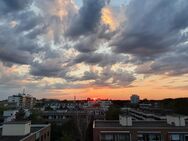 Kernsanierte Wohnung mit weitem Blick über die Dächer von Düsseldorf - Düsseldorf