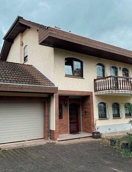 Hochwertiges Einfamilienhaus mit Einliegerwohnung, Doppelgarage und großzügigem Grundstück - Mülheim-Kärlich