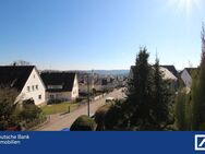 So viel Platz für die Familie! Einfamilienhaus in schöner Lage mit Ausblick und Garten - Mühlacker
