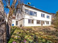 Den großen Garten in einer großen 4,5 Zi. Wohnung mit Ausblick genießen + 1,5 Zi. im Dachgeschoss! - Plüderhausen
