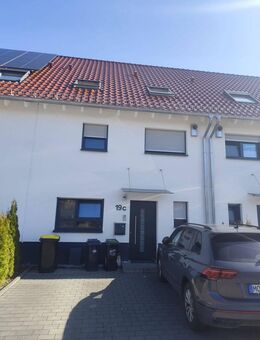 Exklusive Doppelhaushälfte - Modernes Wohnen in Bestlage - Walldürn