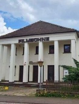 Ehemaliges Kino, bereits entkernt, mit Machbarkeitsstudie (Wohnungen, betreutes Wohnen) in Zentraler Stadtlage - Friedrichroda