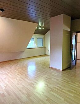 ehemaliges Bauernhaus mit 3 gut vermieteten Wohnungen - Goldenstedt