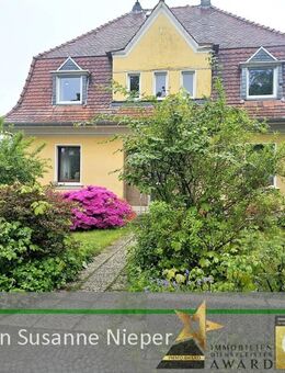Unternehmervilla mit 3 Wohneinheiten und Baugrundstück - Solingen (Klingenstadt)