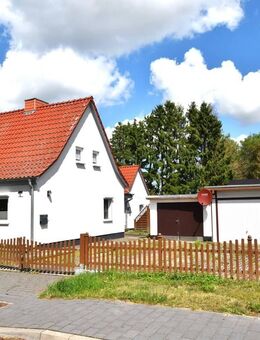 Ruhige Lage in Garz und dennoch am Puls des Lebens - Garz (Rügen)