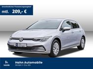 VW Golf, 2.0 TDI VIII Digital, Jahr 2020 - Böblingen