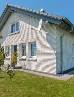 Neuwertig, ruhig & modern - Bungalow in Freiensteinau-Salz - Freiensteinau