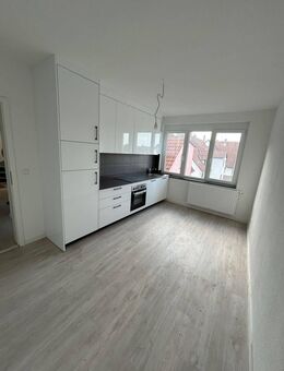 Moderne 2-Zimmer-Wohnung mit Einbauküche und Tageslichtbad - Villingen-Schwenningen