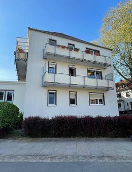 Gemütliche und helle Dreizimmerwohnung mit Balkon in gepflegter Wohnanlage nah am Grünen im quirligen Stadtteil Findorff! - Bremen