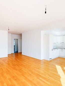 Moderne 4-Zimmer-Wohnung mit Terasse - Dresden