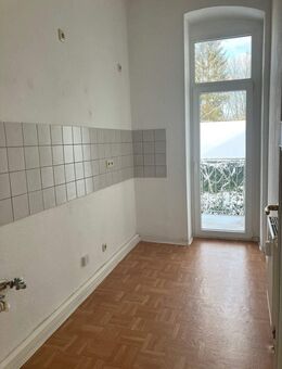 3-Raumwohnung - WG geeignet - Balkon - nah zum Stadtpark - Chemnitz