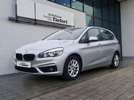 BMW 218, i Active Tourer Advantage, Jahr 2016 - Lauchringen