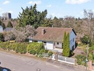 Einfamilienhaus in Bestlage - Großzügiges Wohnen auf parkähnlichem Grundstück mit Waldblick - Pirmasens