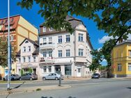Mehrfamilienhaus mit Gewerbeeinheiten und Ausbaupotenzial in bester Lage von Eisenberg - Eisenberg (Thüringen)